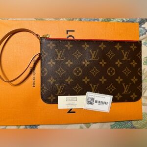 Louis Vuitton Monogram MM pouch (Red interior) NWT